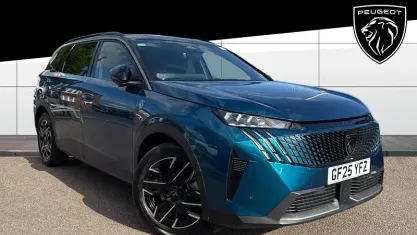 Używany Peugeot 5008 GTi 136 KM (100 kW) 2025 Niebieski SUV