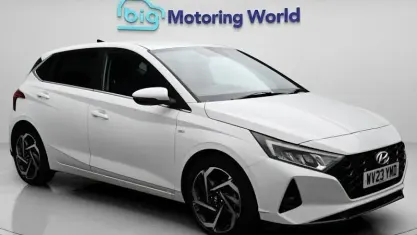 Używany Hyundai i20 Premium 101 KM (74 kW) 2023 Biały Hatchback