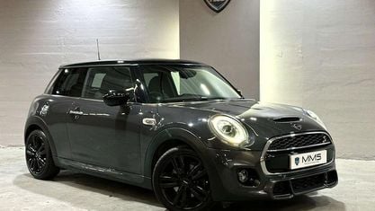 Begagnad Mini Cooper S Hatch 192 HK (141 kW) 2020 Grå Halvkombi