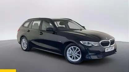 Used BMW 330e Comfort Edition 292 HP (214 kW) 2021 Black Estate