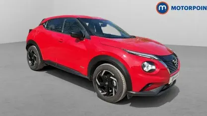 Używany Nissan Juke N-Connecta 143 KM (105 kW) 2023 Czerwony SUV