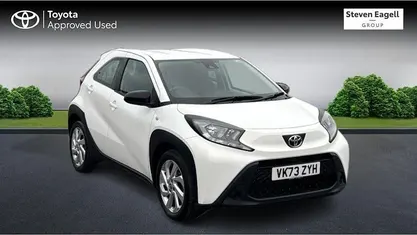Used Toyota Aygo X PURE 72 HP (52 kW) 2025 SUV