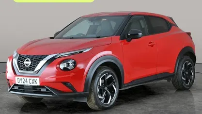 Used Nissan Juke N-Connecta 114 HP (83 kW) 2023 Red SUV