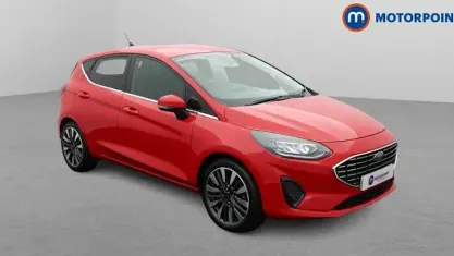 Usado Ford Fiesta Titanium X 101 CV (74 kW) 2023 Rojo Utilitario