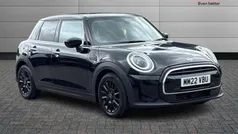 Used 2022 Mini Cooper Classic Hatchback | £15,550 (Fair price)