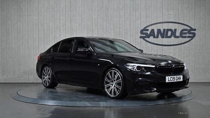 Usado BMW 540 M Sport 340 HP (250 kW) 2019 Preto Sedan
