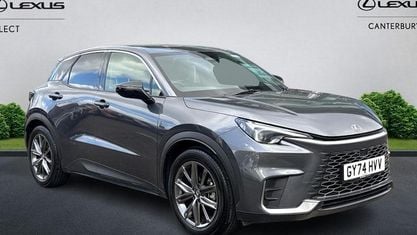 Usado Lexus LBX 136 HP (100 kW) 2026 SUV