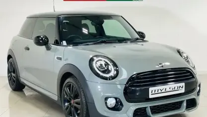 Used Mini Cooper Hatch 136 HP (100 kW) 2021 Hatchback