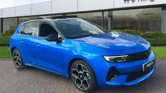 Blue Used 2024 Vauxhall Astra Ultimate Hatchback | £23,195 (Fair price)