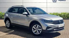 Silver Used 2022 VW Tiguan Life SUV | £19,495 (Fair price)