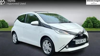 Used Toyota Aygo x-press 69 HP (50 kW) 2016 Hatchback