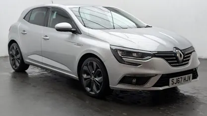 Used Renault Mégane IV Signature 131 HP (96 kW) 2017 Silver Hatchback