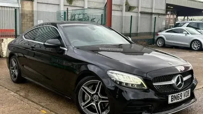 Begagnad Mercedes C300 AMG line 245 HK (180 kW) 2019 Sportkupé