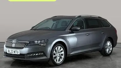 Used Skoda Superb SE Technology 150 HP (110 kW) 2023 Estate