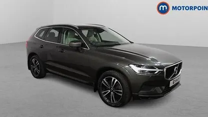 Used Volvo XC60 Momentum 250 HP (183 kW) 2019 Grey SUV