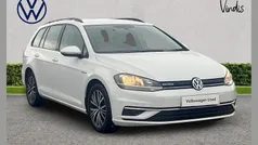 White Used 2018 VW Golf VII SE Estate | £13,643 (Fair price)