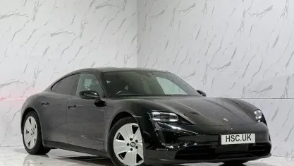 Usado Porsche Taycan 350 kW (476 HP) 2023 Sedan