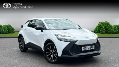 Nuevo Toyota C-HR Design 140 CV (102 kW) 2025 Blanco SUV