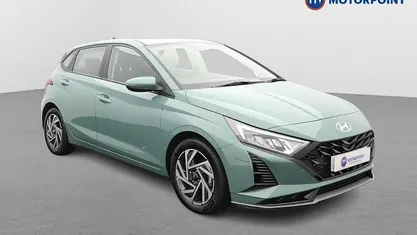 Used Hyundai i20 Advanced 101 HP (74 kW) 2024 Green Hatchback
