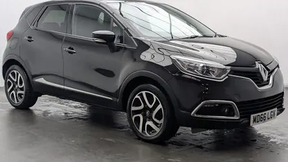 Used Renault Captur Dynamique 90 HP (66 kW) 2016 Black/orange SUV