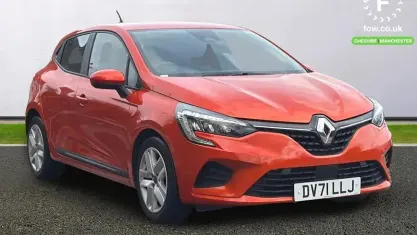 Used Renault Clio Play 90 HP (66 kW) 2021 Orange Hatchback