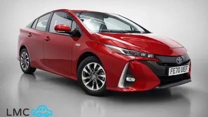 Used Toyota Prius Business Edition 122 HP (89 kW) 2020 Red Hatchback
