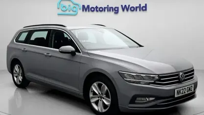 Used VW Passat SE 150 HP (110 kW) 2022 Grey Estate