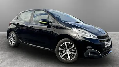 Used Peugeot 208 Active 82 HP (60 kW) 2016 Hatchback