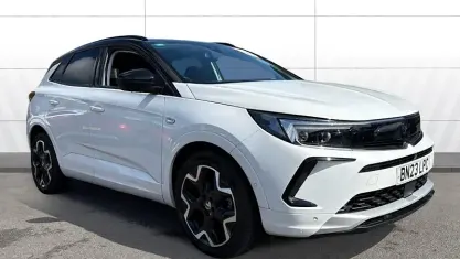 Begagnad Vauxhall Grandland X Ultimate 131 HK (96 kW) 2024 SUV