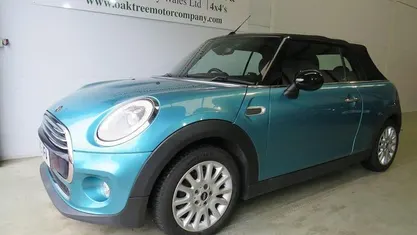 Begagnad Mini Cooper Cabriolet 136 HK (100 kW) 2016 Blå Cab