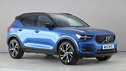 Usado Volvo XC40 R-Design Pro 197 HP (144 kW) 2021 Azul SUV