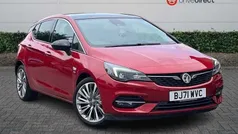 Special premium paint hot red Used 2021 Vauxhall Astra Edition Hatchback | £12,502 (Fair price)