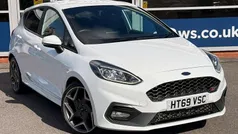 White Used 2020 Ford Fiesta ST Hatchback | £14,185 (Fair price)