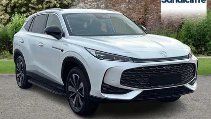 Used 2025 MG HS Trophy SUV | £26,993 (Fair price)