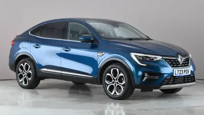 Usado Renault Arkana Techno 143 CV (105 kW) 2023 Azul SUV