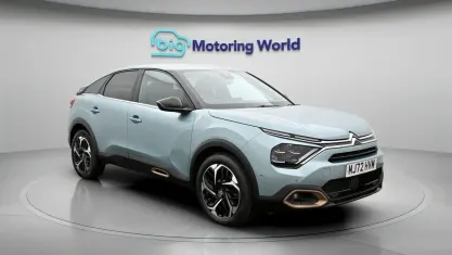 Gebraucht Citroën C4 PureTech 131 PS (96 kW) 2022 Blau Kleinwagen
