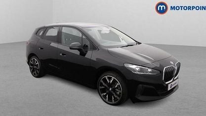 Usado BMW 223 Active Tourer Sport Line 215 HP (158 kW) 2024 Preto Monovolume
