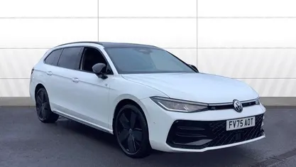 Used VW Passat R-line 267 HP (196 kW) 2024 Other Estate