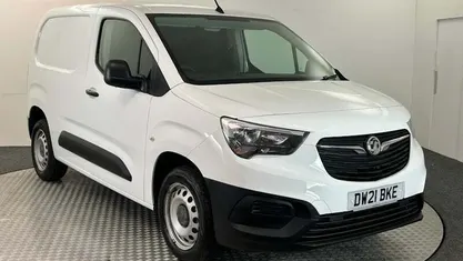 Used Vauxhall Combo 101 HP (74 kW) 2021 MPV