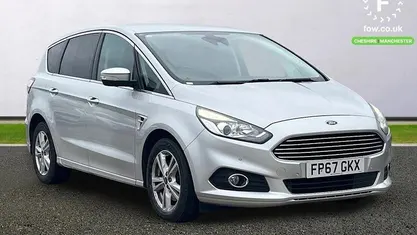 Used Ford S-MAX Titanium 150 HP (110 kW) 2017 Silver MPV