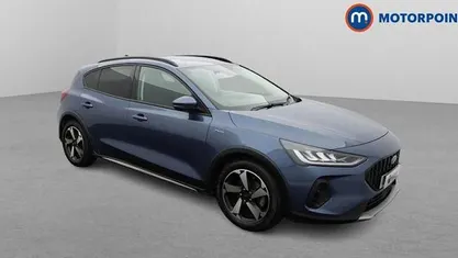 Used Ford Focus Active 125 HP (91 kW) 2023 Blue Hatchback