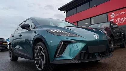 New MG MG4 EV 169 kW (231 HP) 2026 Hatchback