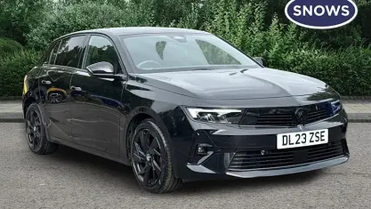 Used Vauxhall Astra S 131 HP (96 kW) 2023 Black Hatchback