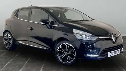 Black Used 2019 Renault Clio IV Iconic Hatchback | £7,595 (Fair price)