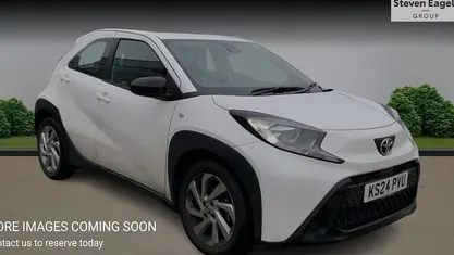 Used Toyota Aygo X PURE 72 HP (52 kW) 2025 SUV