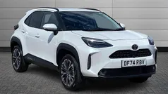 Platinum white pearl Used 2024 Toyota Yaris Cross SUV | £27,990 (Fair price)