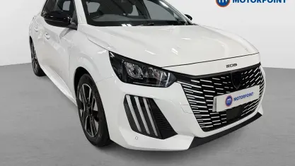 Used Peugeot 208 Allure 101 HP (74 kW) 2025 White Hatchback