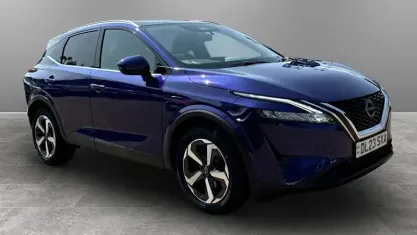 Used Nissan Qashqai N-Connecta 140 HP (102 kW) 2023 Blue SUV