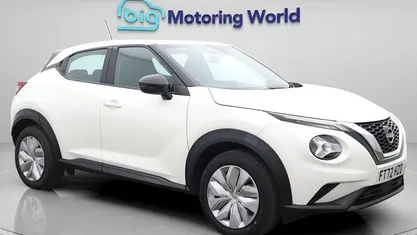 Used Nissan Juke Acenta 114 HP (83 kW) 2023 White SUV