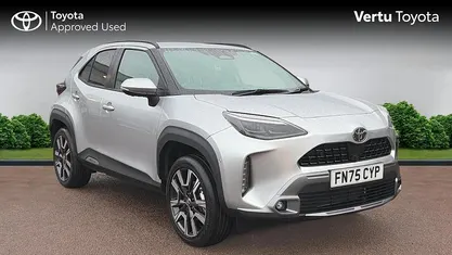 Used 2025 Toyota Yaris Hybrid Estate | £29,873 (Good price)